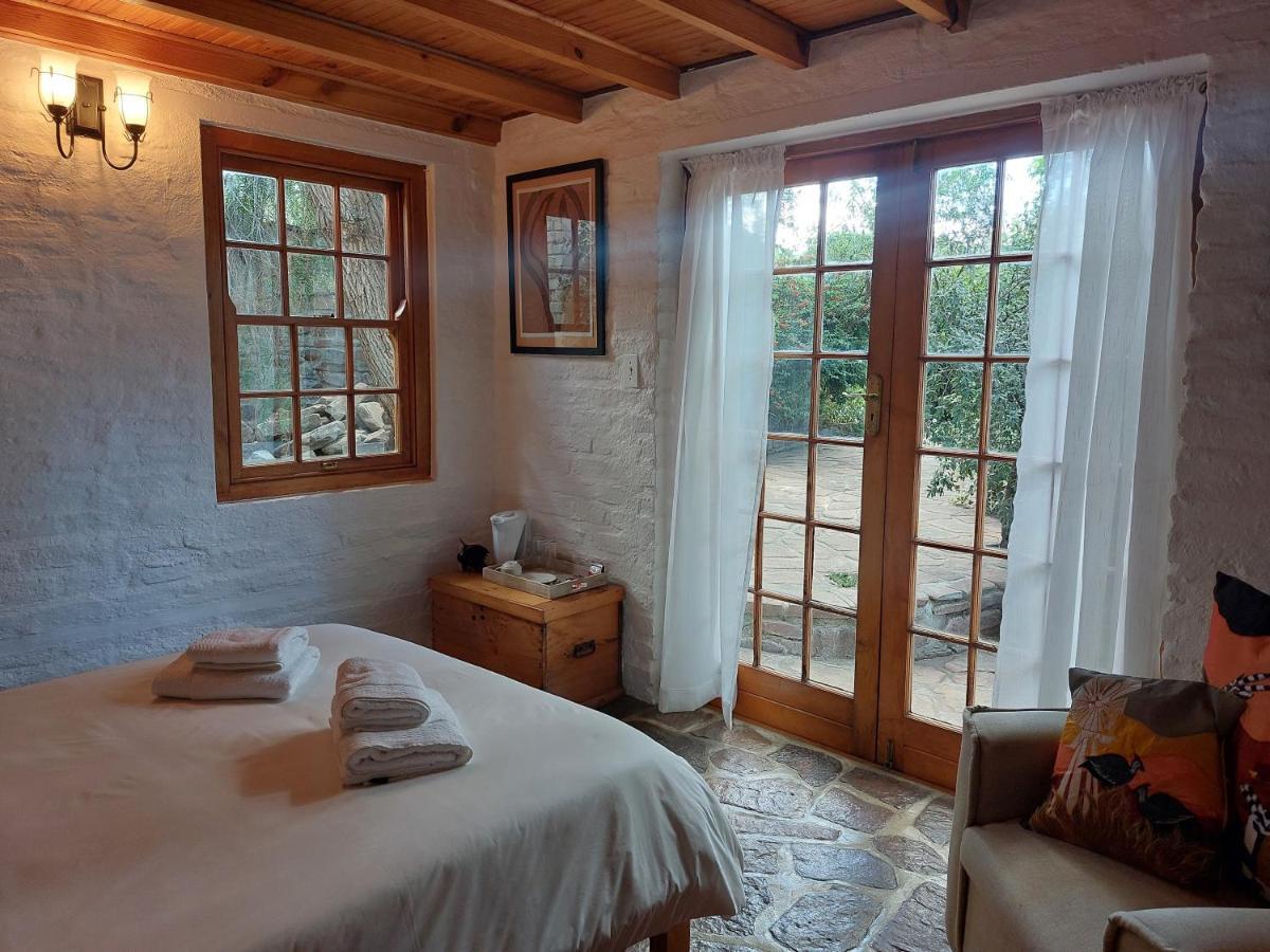 Bethesda Tower Accommodation Nieu-Bethesda 외부 사진